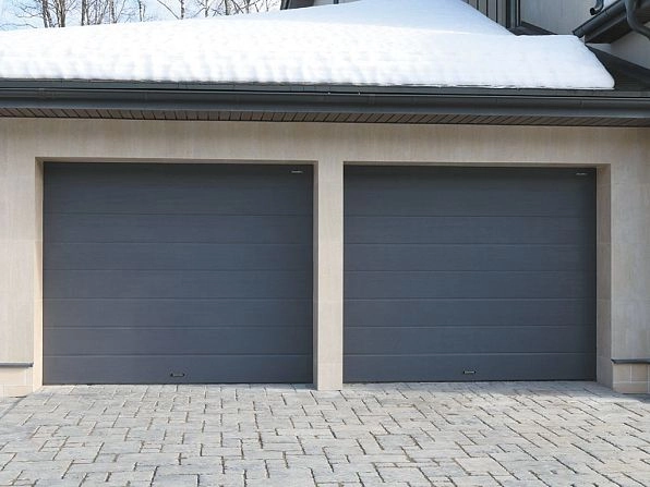 Cекционные ворота 2600х2250 мм антрацитовые DoorHan RSD02, gorno-altaisk.doorhan.ru